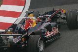 051007_F1_Practice_RedBull_10.jpg